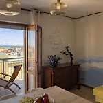 Terrazza Vista Mare-parcheggio Gratuito -3min A14 -mastrangelo شقة غْروتّامّاري
