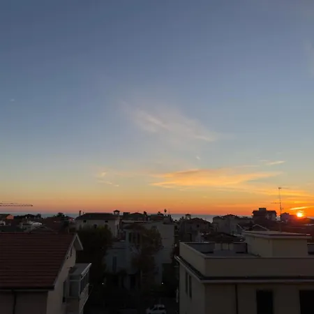 Terrazza Vista Mare-parcheggio Gratuito -3min A14 -mastrangelo גרוטמארה